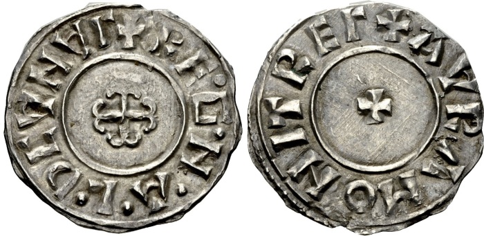 Hiberno-Norse Northumbria). Ragnald Guthfrithsson. Circa 943-944/5. AR Penny (19mm, 0.95 g, 5h). Cross Moline type. York mint; Avra, moneyer. + RE·G·N·A·L·D CVNVΓ (V's as inverted A's), cross moline / + AVRA MONIT REΓ (V as inverted A), small cross pattée. CTCE Group VI; SCBI 34 (BM) 1257 var. (obv. legend); North 547; SCBC 1025. Good VF, light tone, good metal. Extremely rare